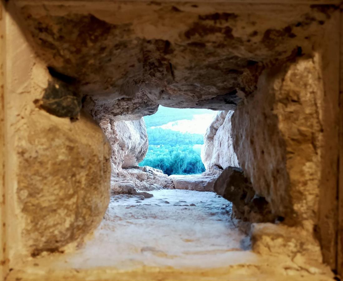 El Castell De Seguero Apartment Beuda Bagian luar foto