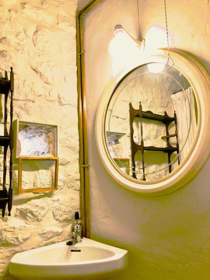 El Castell De Seguero Apartment Beuda Bagian luar foto
